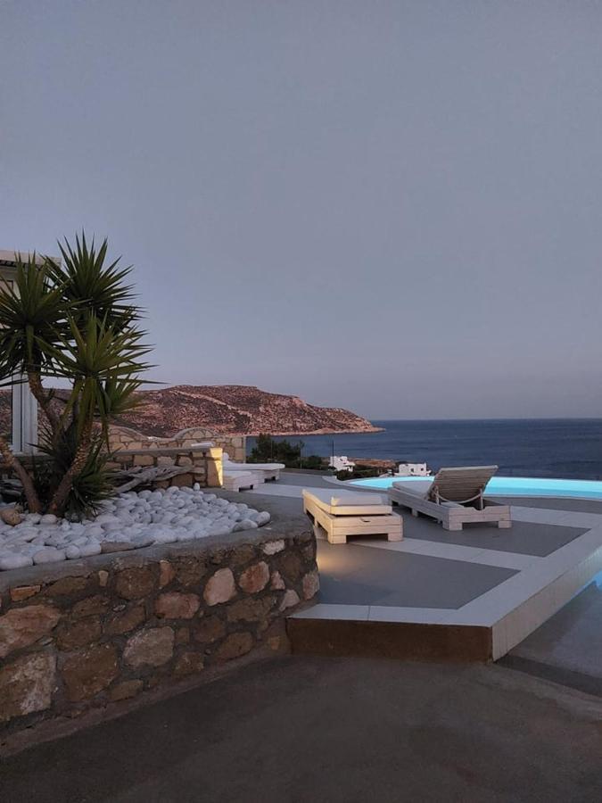 Evilia Luxury Villa Amoopi Exterior photo