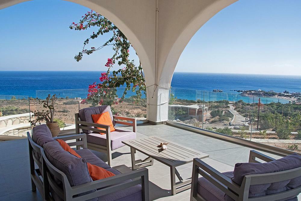 Evilia Luxury Villa Amoopi Exterior photo